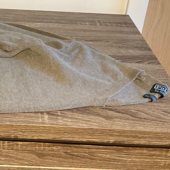 Polo Ralph Lauren v-neck pull over - Picture 1 of 2